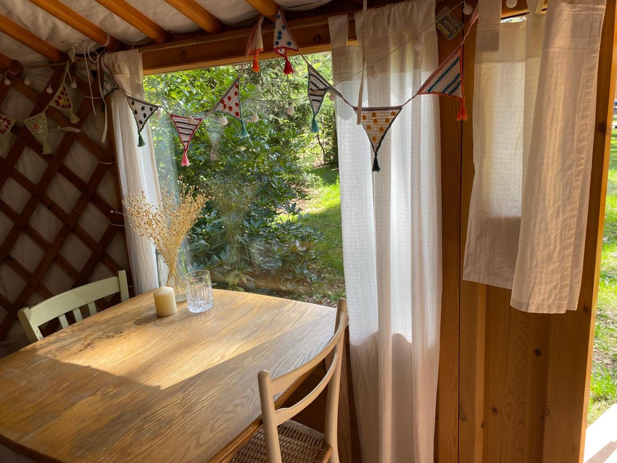 Ons Yurt Huisje In Het Bos Hollandsche Rading Exteriör bild
